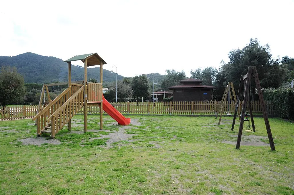 Albergo Dei 10 Colori Procchio  Ξενοδοχείο